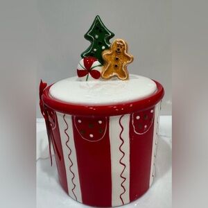 CHRISTMAS HOLIDAY STRIPED CANISTER/COOKIE JAR W/GINGERBREAD MAN  PEPPERMINT TREE